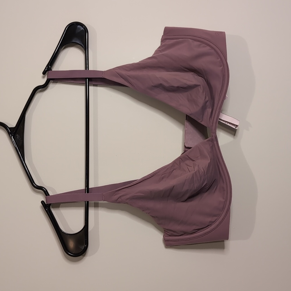 Victoria’s Secret Incredible Unlined Underwire Bra Size 38D